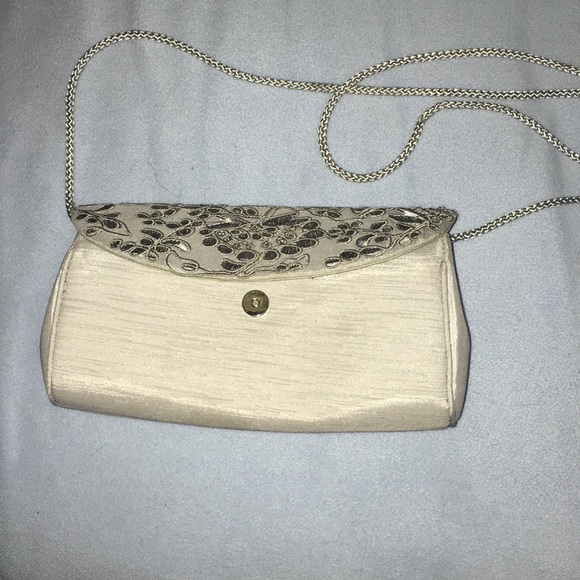 Light gray clutch or small purse - Picture 2 of 5